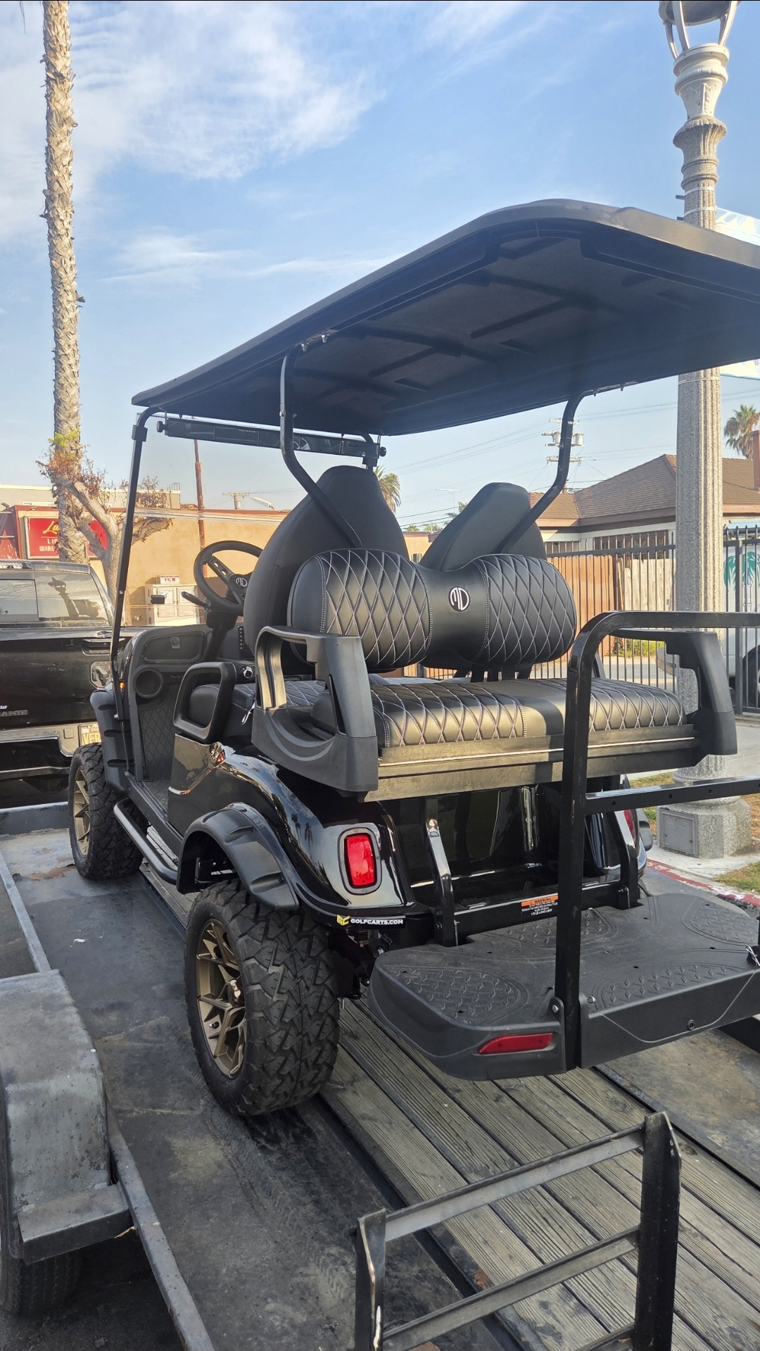 Legend — rear 3/4 view