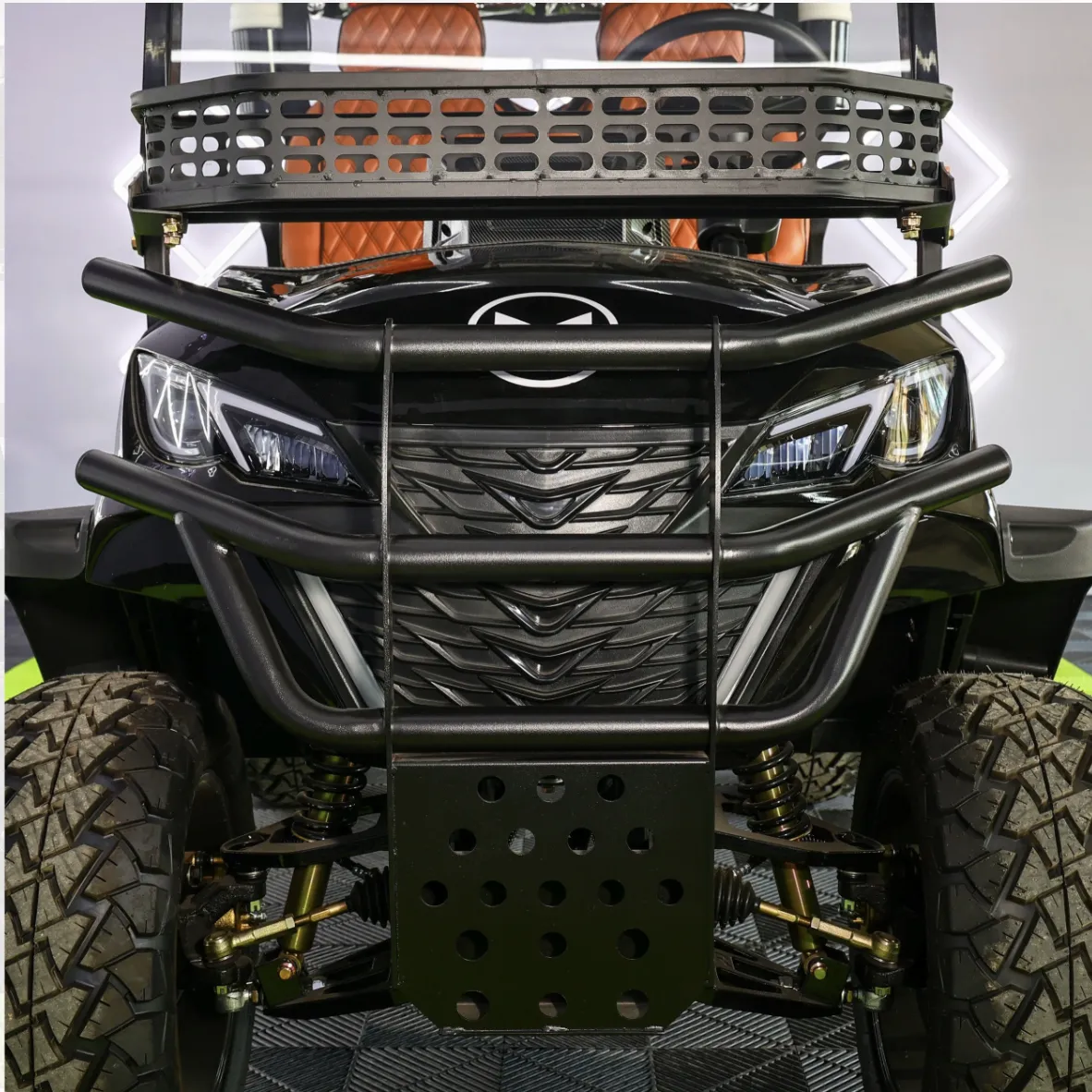 MMC 4+2 — front brush guard & LED headlights