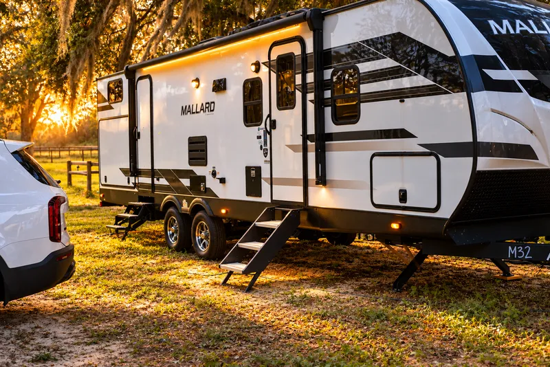 [16] 2022 Heartland Mallard M32 – 2BR XXL